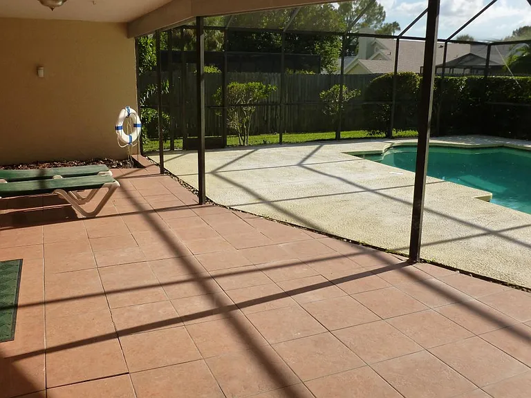 14138 Fennsbury Dr — Photo 24