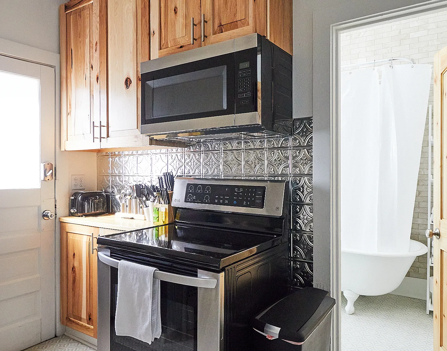 3 bed, $1,325 — Photo 3