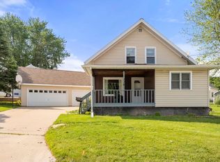 116 Darboy Rd, Kimberly, WI 54136