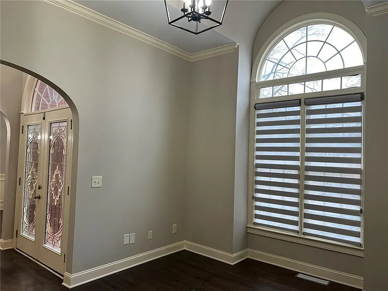 2476 Sewell Mill Rd — Photo 5
