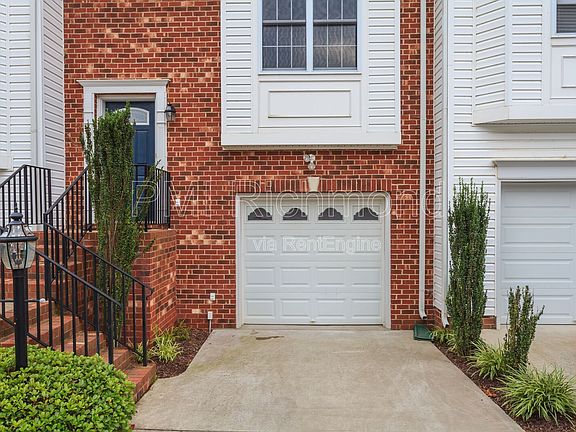 2nd image of 6909 Stratford Townes Way