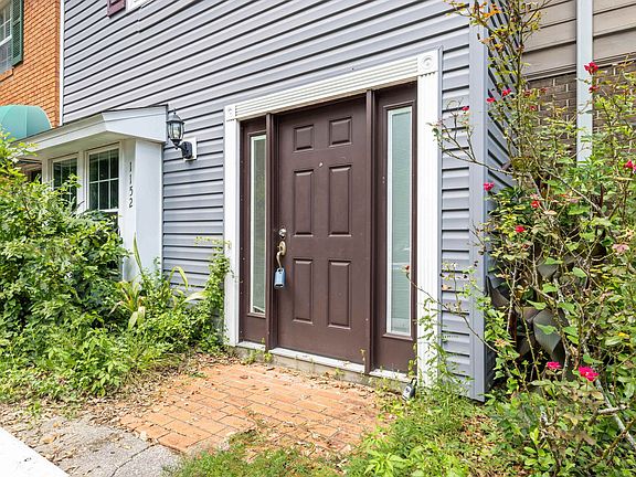 3rd image of 1152 Alachua Ave