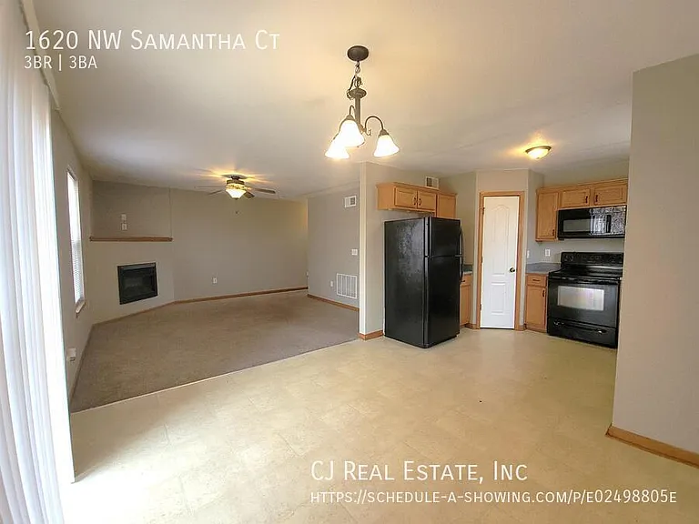 1620 NW Samantha Ct — Photo 4