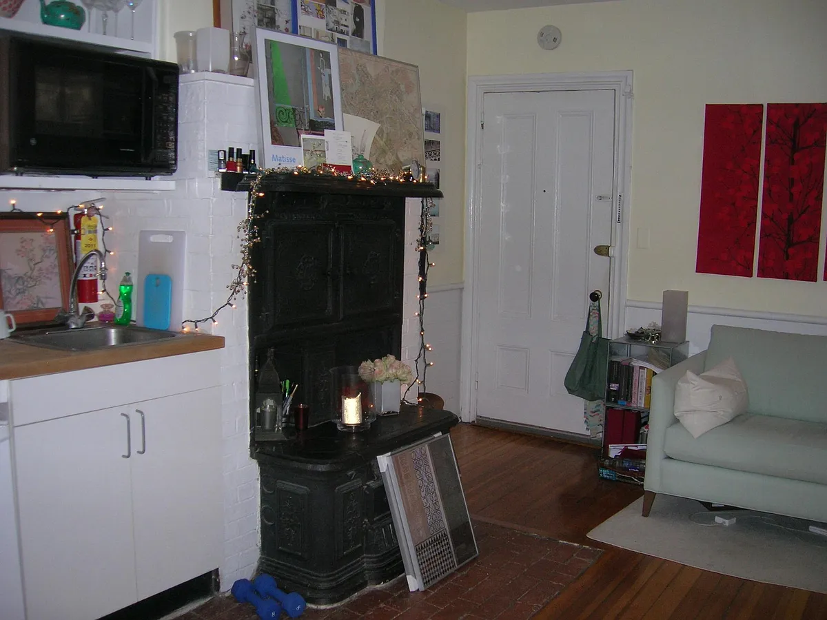 Building Photo - 36 River St #1R