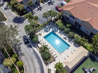 110 Lighthouse Circle #H, Tequesta, FL 33469