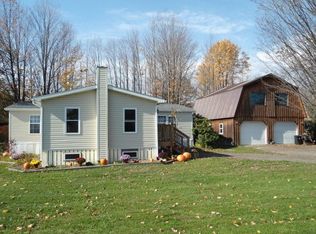 8277 N Urbana Rd, Hammondsport, NY 14840