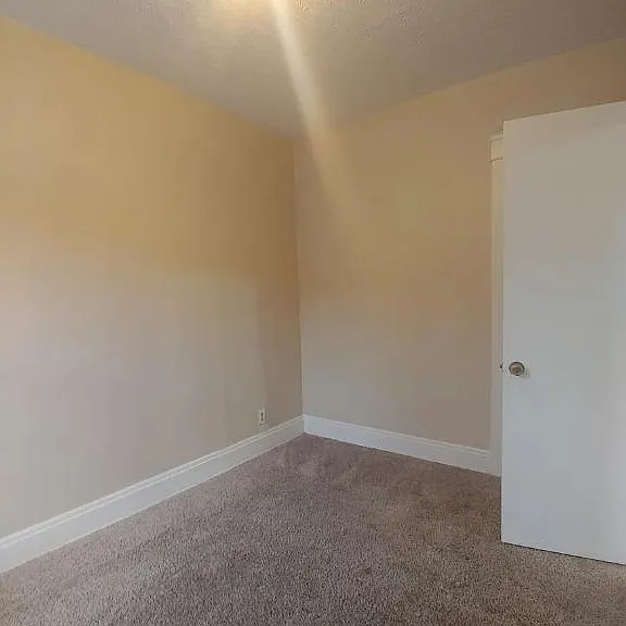 Unit Photo
