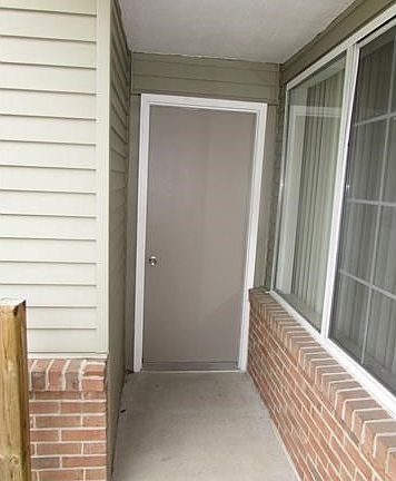 Garage Door.JPG