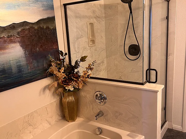 28 Yellow Peak Ave — Photo 7
