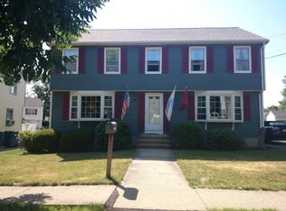 4 Eagle St, West Roxbury, MA 02132