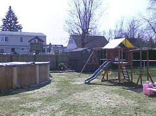 20 Dunham St, Troy, NY 12180