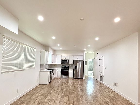 2nd image of 5044-5046 W 23rd St