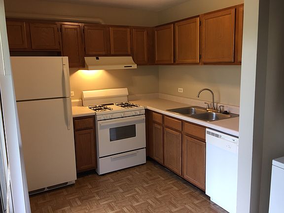 2nd image of 546 E Shagbark Ln #B