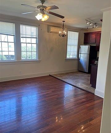 2nd image of 1783 Coliseum St #R