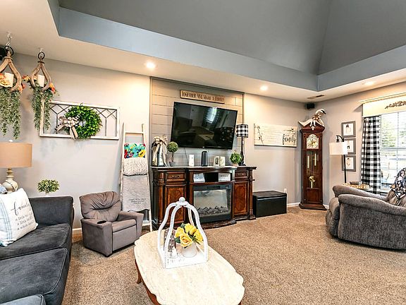 5th image of 169 Heartland Dr
