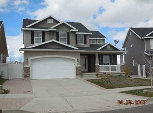 6732 W Sunset Maple Dr, West Jordan, UT 84081