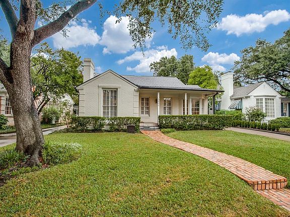 2nd image of 4606 S Versailles Ave