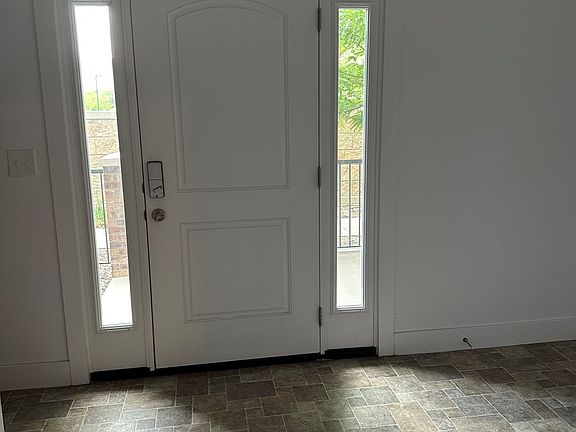 3rd image of 682 E Falconer Ct #20617641