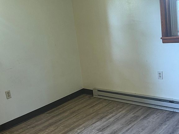 4th image of 6055 Clifford St