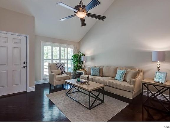 5th image of 1164 Arbor Place Dr