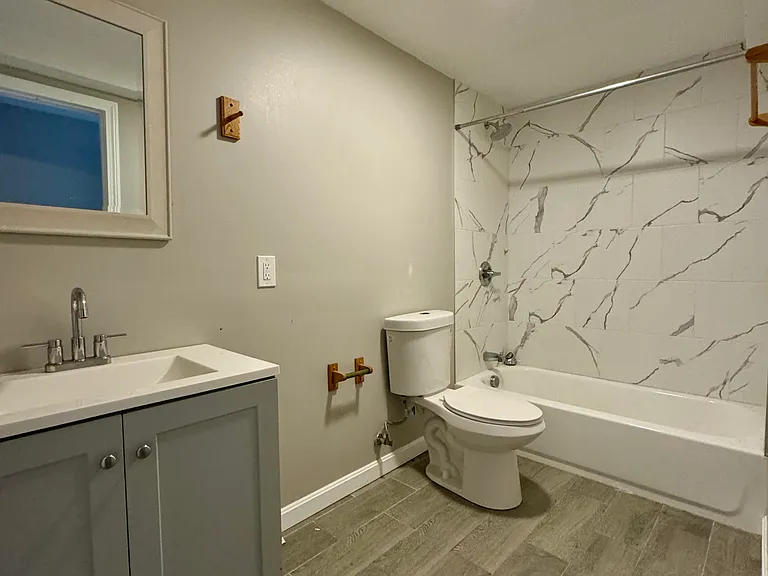 34 Granite St #1A — Photo 6