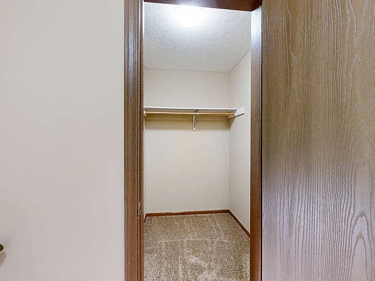 Pine Lake Heights Apartments — Photo 122