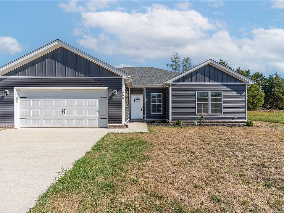 1st image of 2598 Cedrus Ave