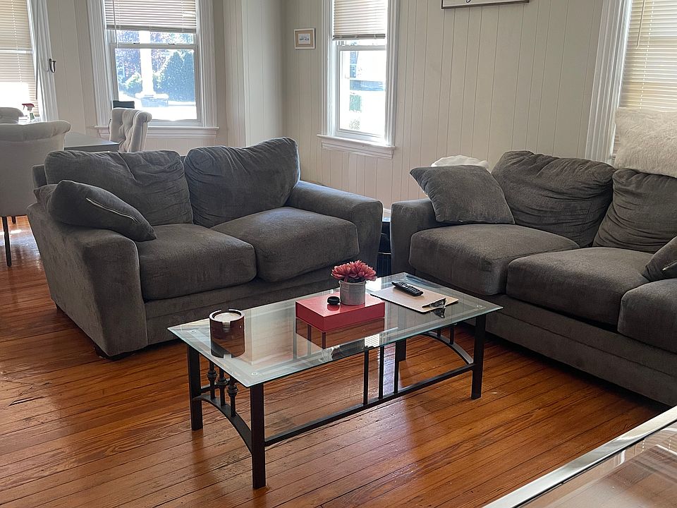 1st image of 14 Cannon Ct
