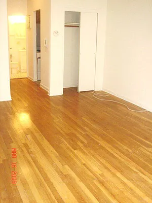 Rented by Paley Management | media 21