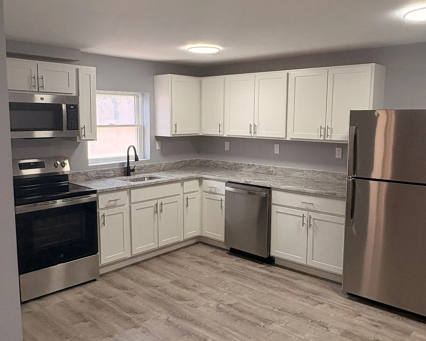 723 N King Street — Photo 1