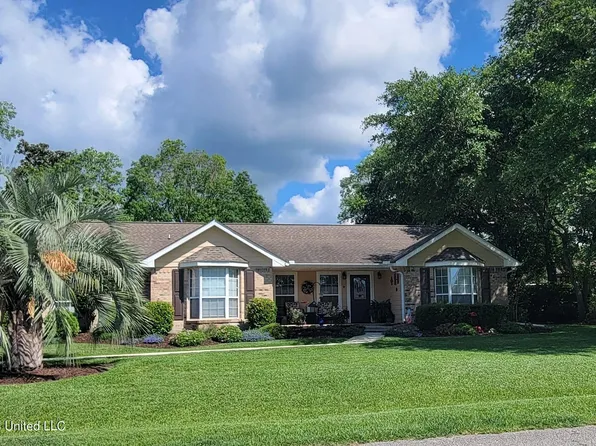 6642 Ahuli Pl, Diamondhead, MS 39525