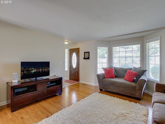 4th image of 5944 SE Derdan Ct