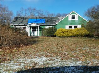 21 Raymond Ave, Toms River, NJ