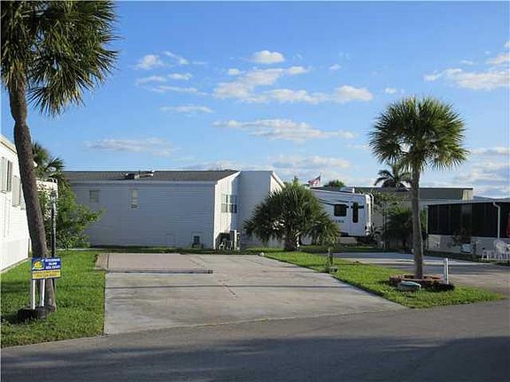 2nd image of 670 Nettles Blvd