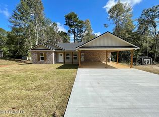189 Stone Hollow Trce, Carriere, MS 39426