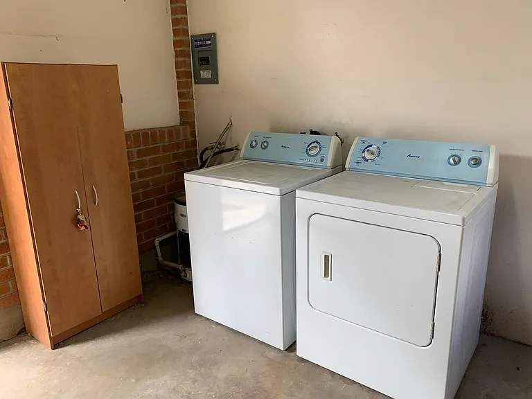 Laundry/Storage room