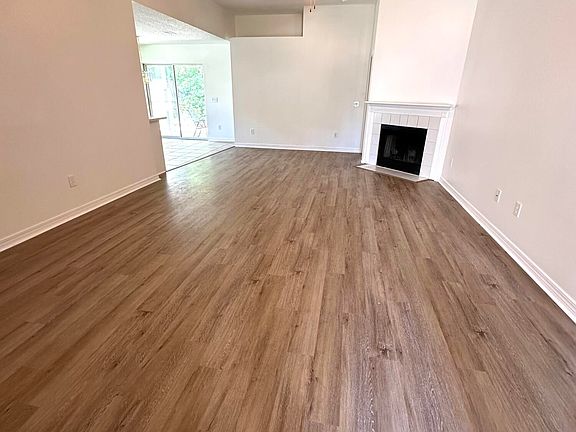 5th image of 1820 Brick Cir