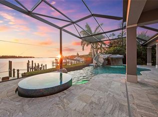 826 Cal Cove Dr, Fort Myers, FL 33919