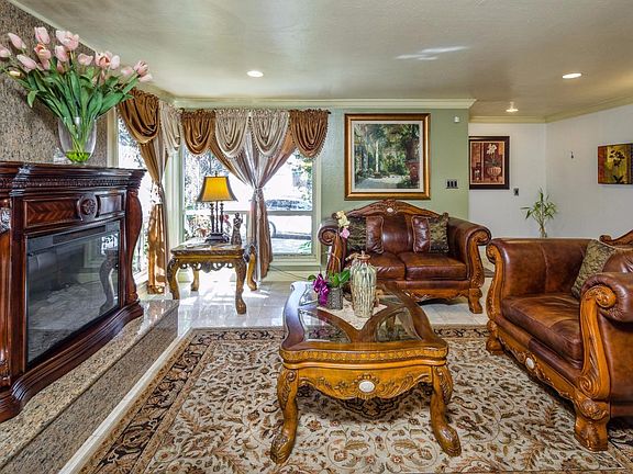4th image of 317 Alta Mesa Dr