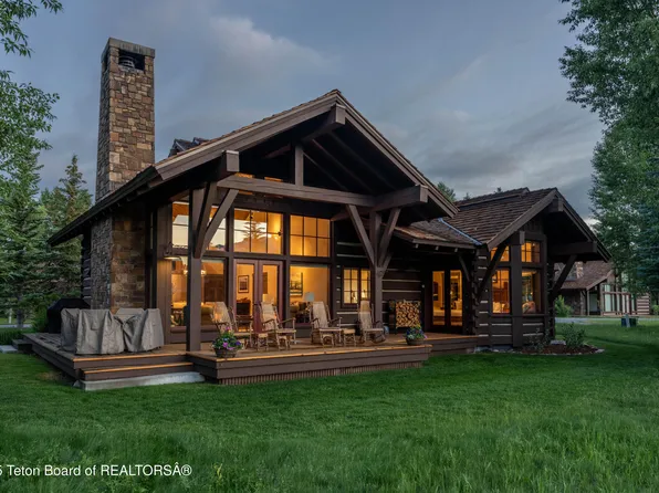 5862 N Coneflower Dr #17, Jackson, WY 83001