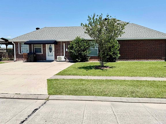 5th image of 335 Daralyn Dr