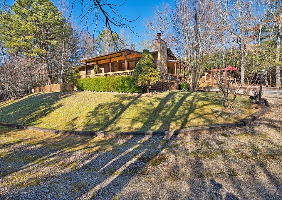 1st image of 25 Laurel Knoll Rd
