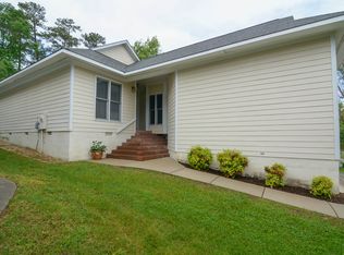 2021 Castle Pines Dr, Raleigh, NC 27604