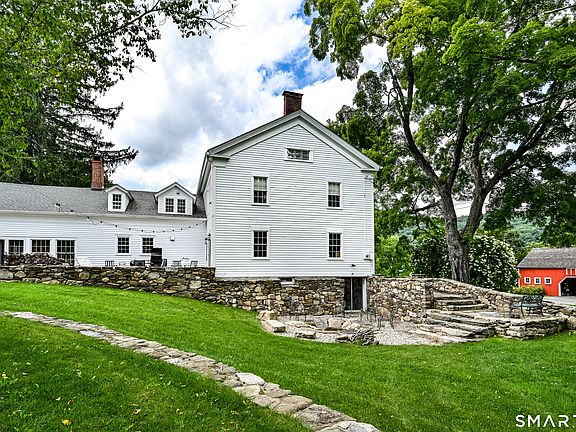 4th image of 108 Squire Hill Road