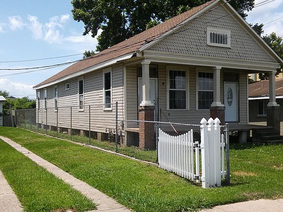 3rd image of 202-08 Avenue A Ave
