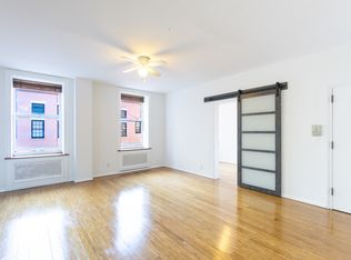 7 W 8th St APT 4, New York, NY 10011