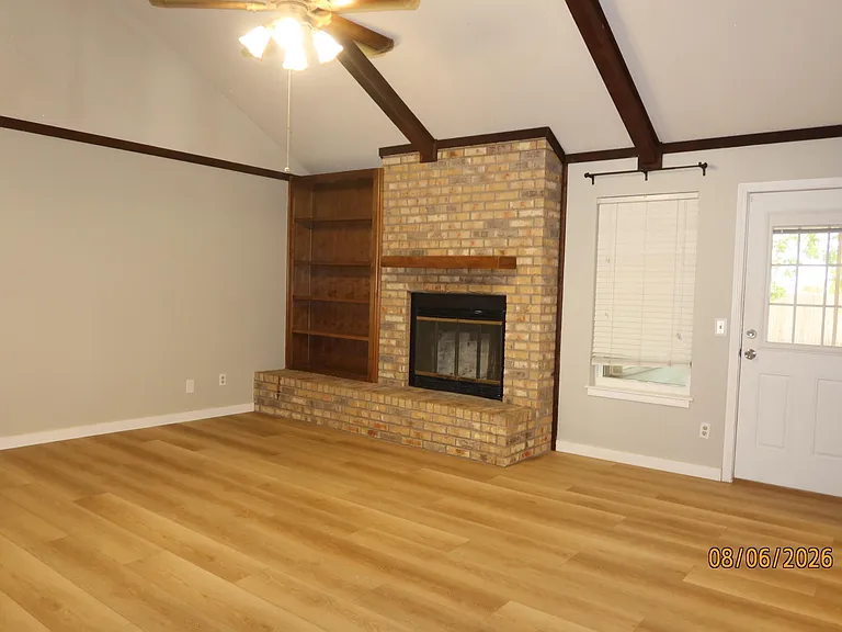4868 Matterhorn Dr — Photo 1