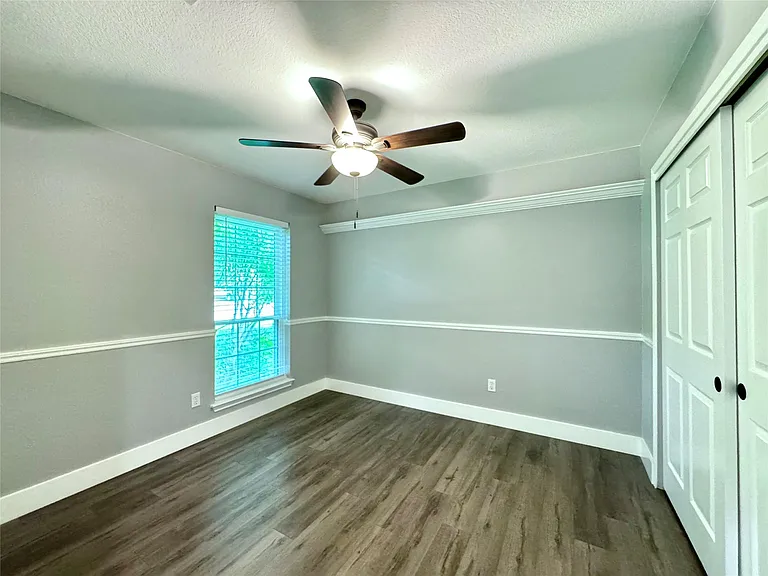 1212 Leah Ln — Photo 13