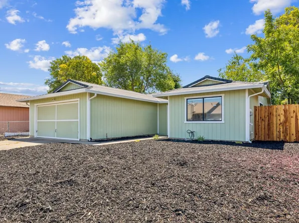 5024 N Clover Glen Way, Sacramento, CA 95824