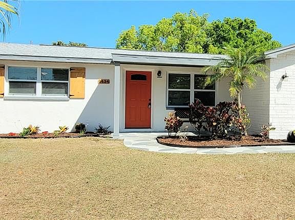 2nd image of 1434 Whitehall Ln
